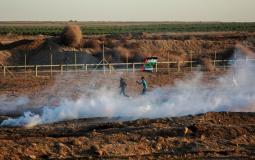 الاحتلال يطلق النار تجاه فلسطيني ويعتقله على حدود غزة