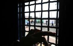 نادي الأسير: 7800 معتقل فلسطيني في السجون الإسرائيلية