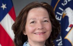 جينا هاسبل.