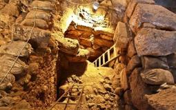 حفريات اسفل القدس -ارشيف-