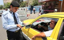 شرطة المرور في غزة  - ترخيص المركبات. - أرشيفية
