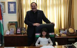 موهبة شعرية وطالبة تحدّت الصعاب على "مقعد وزير التربية"