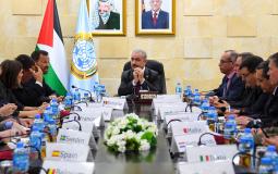 لقاء محمد اشتية مع قناصل وممثلي الاتحاد الأوروبي