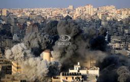 طائرة اسرائيلية تقصف مركز سعيد المسحال في غزة