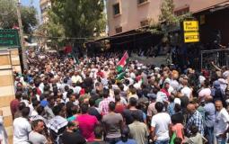 الاف الفلسطينيين يشاركون في مسيرات غاضبة بلبنان