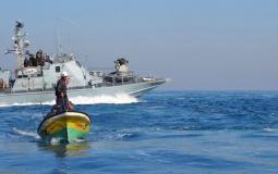 صياد في بحر غزة -ارشيف-