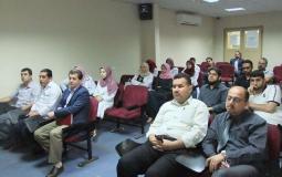 مجمع الشفاء الطبي يعقد محاضرة حول بروتوكولات العمل في قسم طوارئ الباطنة