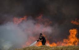 حرائق كبيرة في الأراضي الزراعية الاسرائيلية بغلاف غزة