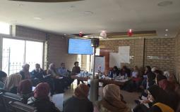 المركز الفلسطيني يطلق الدورة التدريبية في بدائل العنف و التحويلات الاجتماعية