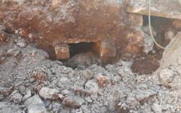 أعمال الحفر تظهر القبور في صفد