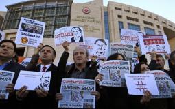 القضاء التركي يصدر أحكام بحق 14 صحفياً بتهم الإرهاب