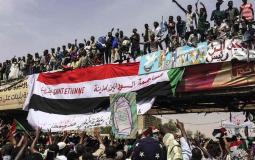 الجماهير السودانية في الثورة - أرشيفية 