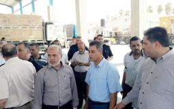 وزارات في غزة تتفقد العمل في معبر كرم أبو سالم التجاري