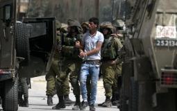 جيش الاحتلال يعتقل فلسطيني - توضيحية