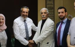 محافظ غزة يستنكر حادثة اطلاق النار على المستشار الزعيم 