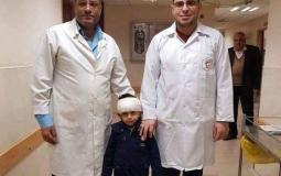 انقاذ حياة طفل بعد دخول سيخ حديدي بطول 12 سم برأسه