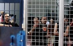 أسرى فلسطينيون في سجون الاحتلال -ارشيف-