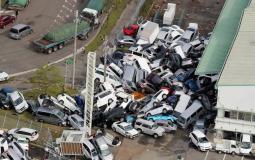 آثار الاعصار ابتلاع في العاصمة اليابانية