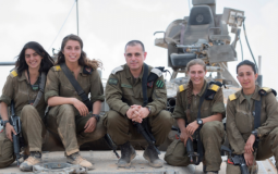 تدريب مجندات سيخدمن على الحدود الإسرائيلية