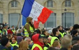 احتجاجات في فرنسا يقودها السترات الصفراء