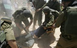 الاحتلال يعتقل فلسطينيا بالضفة الغربية