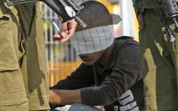 اعتقال طفل فلسطيني من قبل قوات الاحتلال