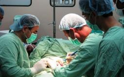 مجمع ناصر الطبي يجري 8675 عملية جراحية خلال العام 2019