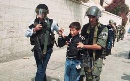 قوات الاحتلال تعتقل طفل - توضيحية