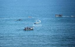 صيادو غزة يبحرون بمراكبهم بعد فتح البحر لـ10 ميل
