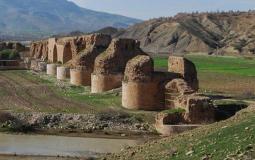 تدمير80 موقعًا تاريخيًا وسياحيًا غرب إيران