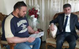 باسم الرئيس.. السفير عبد الهادي يقدم التعازي لأسرة المرحوم "أبو كويك"