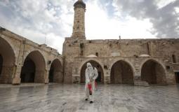 جانب من عمليات تعقيم المساجد في غزة - أرشيفية