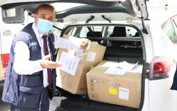 الصحة بغزة تتسلم جهازين لفحص كورونا ضمن المنحة التركية 