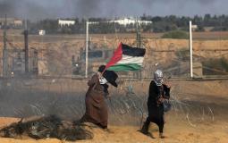 متظاهرات فلسطينيات على حدود غزة