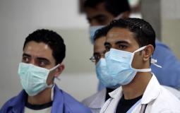 اطباء في مستشفى الشفاء بمدينة غزة