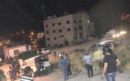 محاصرة مقر الأمن الوقائي في نابلس