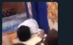 فيديو مؤلم لأب سعودي يعنف طفله بهدف استفزاز طليقته