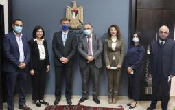 الوزير أبو سيف يبحث مع ممثل الاتحاد الأوروبي تعزيز التعاون الثقافي بين البلدين