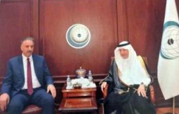 الوزير عساف لدى اجتماعه مع الأمين العام لمنظمة التعاون الإسلامي