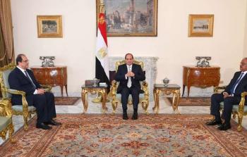 الرئيس المصري عبد الفتاح السيسي يجتمع بمدير جهاز المخابرات المصرية عباس كامل