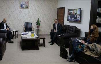 اجتماع جبريل الرجوب مع القنصل العام البريطاني في رام الله اليوم