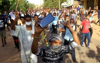 الحراك يدعو لمسيرة مليونية في السودان اليوم