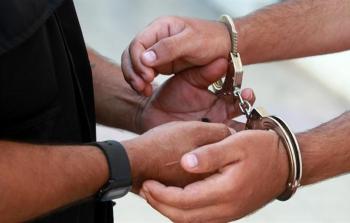 الشرطة تقبض على مشتبه بتجارة مواد مخدرة بنابلس