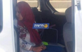 الاحتلال يعتقل فتاة بحجة حيازتها سكين