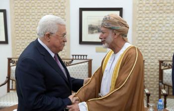 الرئيس عباس يتسلم رسالة من السلطان قابوس بشأن زيارة نتنياهو