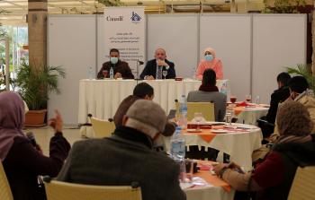 جانب من اللقاء الحواري الذي عقده بيت الصحافة