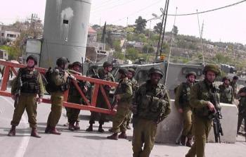 قوات الاحتلال تنصب حاجزا عسكريا بالقرب من بلدة سيلة الظهر