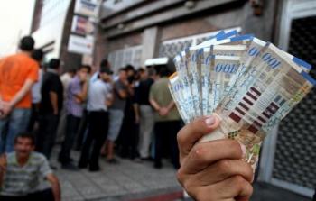 حو 4 آلاف موظف يعملون بنظام العقود - صورة تعبيرية