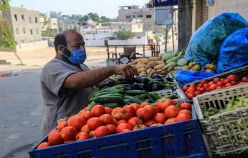 أسعار الخضار والدجاج شهدت تذبذبا خلال فترة تفشي فيروس كورونا في غزة