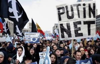 احتجاجات روسيا على حرية الانترنت